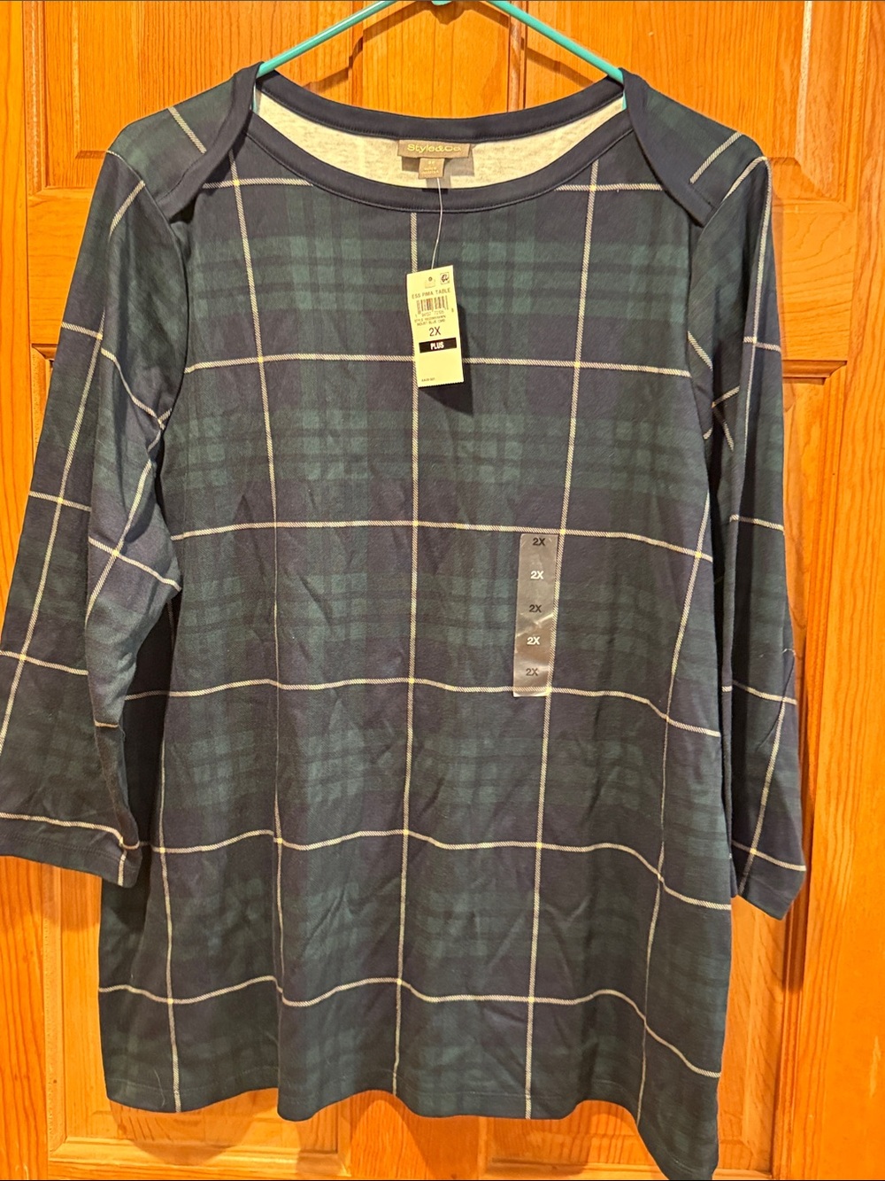 Style & co womens plus plaid top size 2X .